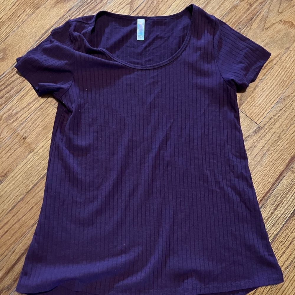 Lularoe shirt
